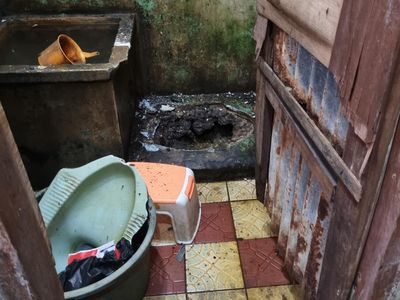 Penampakan Kloset Jongkok Meledak Bikin Ibu-ibu Luka Bakar