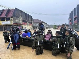 5 Fakta Banjir Parah Landa Malaysia hingga Jatuh Korban Jiwa 5 Fakta Banjir Parah Landa Malaysia hingga Jatuh Korban Jiwa
