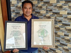 Cerita Made Sugianto, Perbekel yang Terjun ke Sastra Bali Modern Cerita Made Sugianto, Perbekel yang Terjun ke Sastra Bali Modern