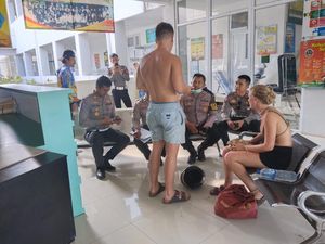 Bule Norwegia Tewas Kecelakaan Tunggal di Kuta Mandalika Bule Norwegia Tewas Kecelakaan Tunggal di Kuta Mandalika