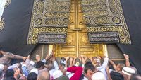 Selain Kabah, Ini Tempat Mustajab untuk Berdoa di Makkah dan Madinah