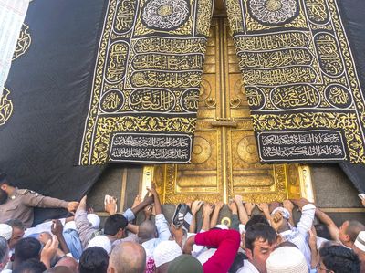 Selain Kabah, Ini Tempat Mustajab untuk Berdoa di Makkah dan Madinah