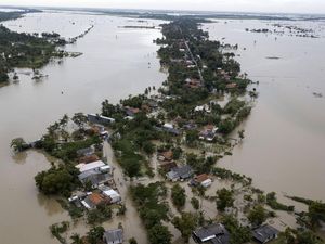 BMKG: Cuaca Ekstrem dan Bencana Hidrometeorologi Intai RI BMKG: Cuaca Ekstrem dan Bencana Hidrometeorologi Intai RI