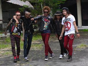 Glenn & The Vicious Boys Eksis Lagi Lewat Sarkas