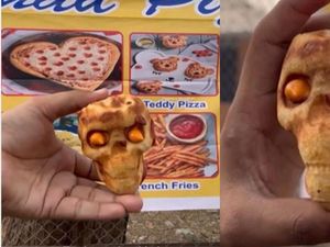 Gokil! Pizza Bentuk Tengkorak Ini Viral dan Tren di India