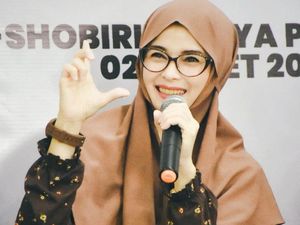 Blak-blakan Jihan Fahira Nggak Dibayar Pakai Rupiah