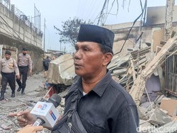 Junaedi Resah Keluarganya Tak Ada Kabar Pascakebakaran Depo Plumpang