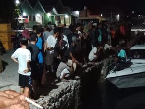 Keluarga Awak KM Baruna Jaya Raya Ngotot ke Lombok Lakukan Penjemputan Keluarga Awak KM Baruna Jaya Raya Ngotot ke Lombok Lakukan Penjemputan