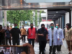 Erick Thohir Jenguk Korban Kebakaran Depo BBM Plumpang di RSPP