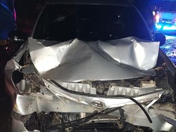 Avanza Tabrak Truk Mogok di Toba, 5 Orang Luka