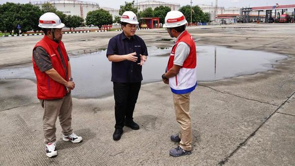 Momen Erick Thohir Cek Kondisi Kilang Depo BBM Plumpang