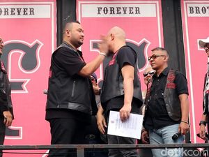 3 Fakta di Balik Tamparan Petinggi Klub Motor ke Wajah Ahmad Dhani 3 Fakta di Balik Tamparan Petinggi Klub Motor ke Wajah Ahmad Dhani