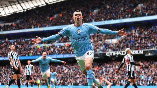 MANCHESTER, ENGLAND - MARCH 04: Phil Foden of Manchester City celebrates after scoring a goal to make it 1-0 during the Premier League match between Manchester City and Newcastle United at Etihad Stadium on March 4, 2023 in Manchester, United Kingdom. (Photo by Robbie Jay Barratt - AMA/Getty Images)