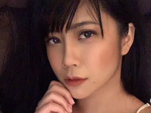 Foto Streamer yang Jadi Kontroversi karena Pakai Payudara Palsu Saat Live Foto Streamer yang Jadi Kontroversi karena Pakai Payudara Palsu Saat Live