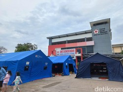 Korban Terdampak Kebakaran Depo Plumpang Butuh Popok Lansia hingga MCK