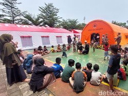 Sudin PPAPP Jakut Beri Trauma Healing ke Anak-anak Korban Kebakaran Plumpang