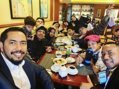 Sunan Kalijaga Kulineran Seru Bareng Keluarga hingga Gen Halilintar