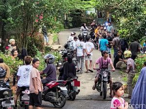 Geger Siswa SD di Sukabumi Tewas Dibacok Saat Pulang Sekolah Geger Siswa SD di Sukabumi Tewas Dibacok Saat Pulang Sekolah