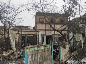 PLN Pastikan Listrik di Kawasan Depo BBM Plumpang Kembali Normal