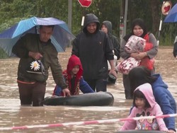 Banjir di Johor Malaysia: 4 Orang Tewas-40.000 Warga Mengungsi