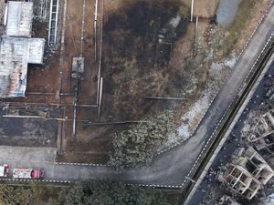 Tragedi Plumpang, Buffer Zone, dan Kehidupan Kita Tragedi Plumpang, Buffer Zone, dan Kehidupan Kita