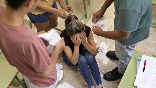 Alasan pelaku melakukan bullying berikut bahaya dan cara mengatasinya