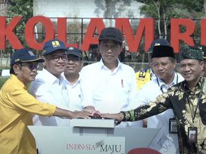 Jokowi Resmikan Kolam Retensi Andir-Flyover di Bandung Senilai Rp 1,2 T Jokowi Resmikan Kolam Retensi Andir-Flyover di Bandung Senilai Rp 1,2 T