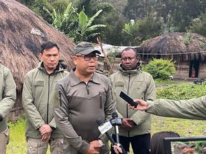 Terungkap Ancaman Tembak Mati Pilot Susi Air dari KKB Pimpinan Jefry Pagawak Terungkap Ancaman Tembak Mati Pilot Susi Air dari KKB Pimpinan Jefry Pagawak