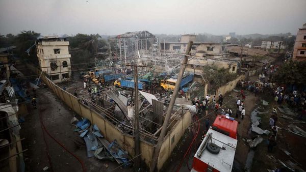 Potret Pabrik Oksigen di Bangladesh Meledak dan Tewaskan 5 Orang