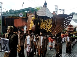 Ruwahan Sendangduwur Lamongan: Pawai Budaya hingga Kuliner Khas