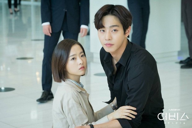 Scene dalam drama abyss yang disutradarai Yoo Je Woon/Foto: Hancinema Scene dalam drama abyss yang disutradarai Yoo Je Woon