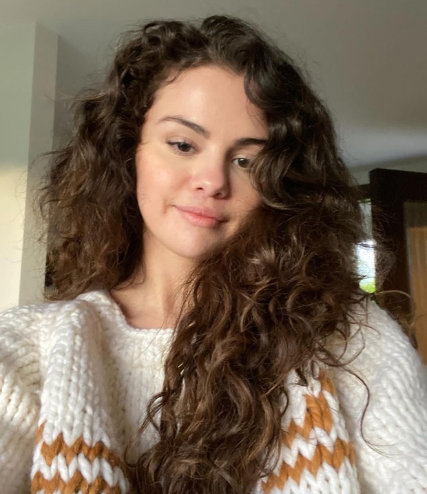 selena gomez morning routine