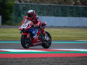 Honda Mulai Unjuk Gigi di Mandalika, Xavi Vierge Amankan Podium 3