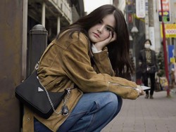 Lulusan Fashion Design, Anisa Rahim Malah Nyaman Berkarier di Dunia E-Sports