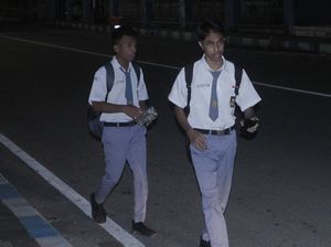 Sekolah Jam 5 Pagi di Kupang Dihapus, Guru dan Siswa Senang