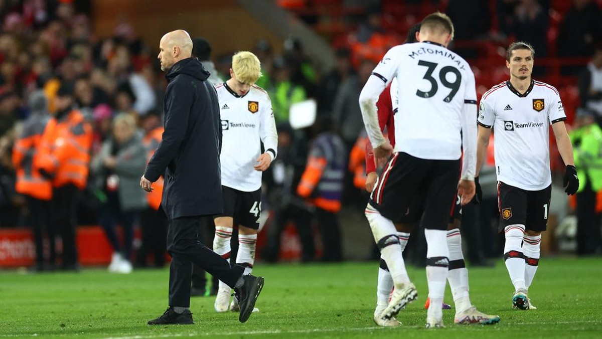 Manchester United dihabisi Liverpool di Anfield. (Foto: REUTERS/CARL RECINE)