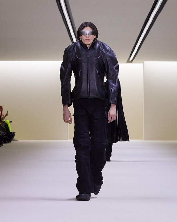 Look 24/
