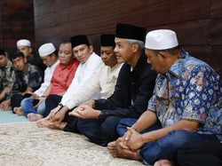 Sowan ke Tuan Guru Babussalam, Ganjar: Banyak Belajar dari Beliau