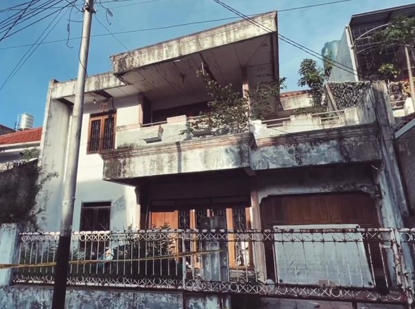 Potret Before-After Rumah Mewah Terbengkalai Bu Mira Disemprot Damkar