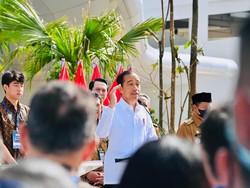 Hampir 2 Juta WNI Masih Berobat ke Luar Negeri, Jokowi: Mau Kita Teruskan?