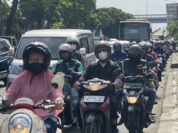 Macet di Jl TB Simatupang Jaksel, Warga Harap Transportasi Umum Ditambah