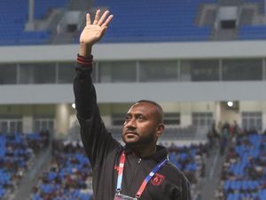 Yan Mandenas Tepis Persipura Jayapura Tak Dapat Sponsor di Liga 2 gegara LPJ Yan Mandenas Tepis Persipura Jayapura Tak Dapat Sponsor di Liga 2 gegara LPJ