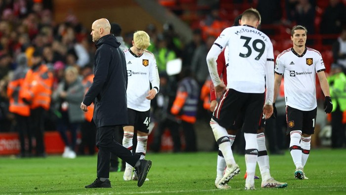 Soccer Football - Premier League - Liverpool v Manchester United - Anfield, Liverpool, Britain - March 5, 2023 Manchester United manager Erik ten Hag looks dejected after the match REUTERS/Carl Recine EDITORIAL USE ONLY. No use with unauthorized audio, video, data, fixture lists, club/league logos or live services. Online in-match use limited to 75 images, no video emulation. No use in betting, games or single club /league/player publications.  Please contact your account representative for further details.