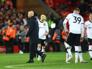 MU Babak Belur di Anfield karena Kecapekan?