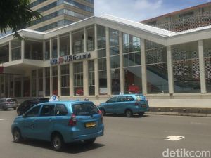 Menengok Halte TransJ MH Thamrin yang Sudah Dibuka, Dulunya Halte Sarinah Menengok Halte TransJ MH Thamrin yang Sudah Dibuka, Dulunya Halte Sarinah