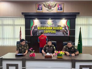 Jaksa Tetapkan Tersangka Baru Korupsi Rehabilitasi Jalan Rp 1 M di Soppeng Jaksa Tetapkan Tersangka Baru Korupsi Rehabilitasi Jalan Rp 1 M di Soppeng