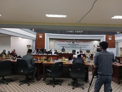 Akbar dan Taqwa Imbang 15 Suara, Pemilihan Wakil Bupati Luwu Timur Diskors