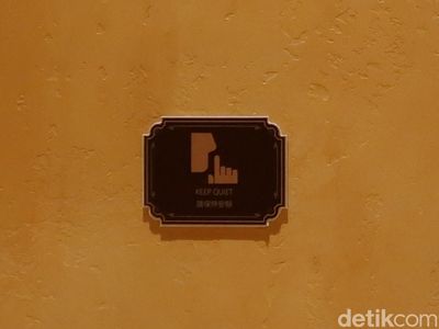 Potret Musala Satu-satunya di Disneyland Hong Kong, Tenang Banget!
