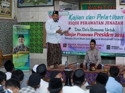 Kiai Muda Pendukung Ganjar Beri Pelatihan Urus Jenazah untuk Santri