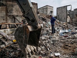 Sisa 3 Jenazah-1 Body Part Korban Kebakaran Plumpang Belum Teridentifikasi